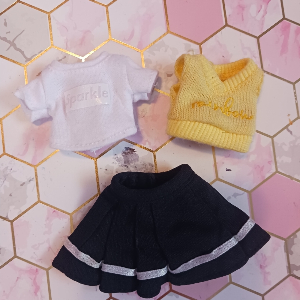Rainbow HIGH Doll Tops with Black Skirt